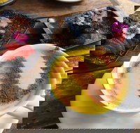 The Freedom Hub - Yamba Accommodation