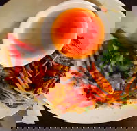 Thai Silk - Yamba Accommodation