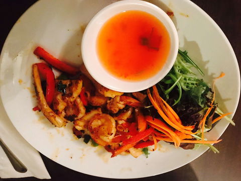 Thai Silk - Yamba Accommodation 0