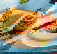 Star Hotel - Yamba Accommodation