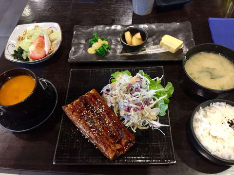 Hana Zushi - Yamba Accommodation 0
