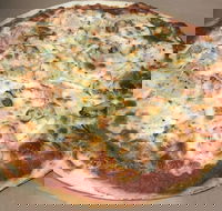 Pizza D'Oro - Yamba Accommodation