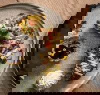 Elichi - Yamba Accommodation