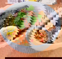 Golden Tree Cafe - Yamba Accommodation