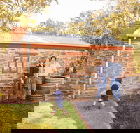 Krondorf Creek Farm - Yamba Accommodation