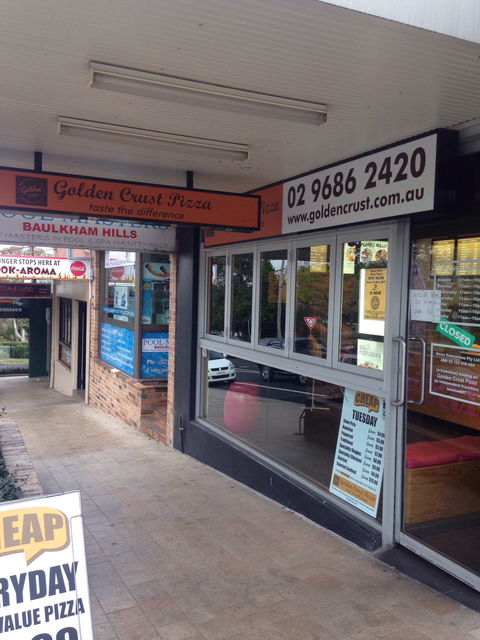 Golden Crust Pizza - Baulkham Hills - Yamba Accommodation 0