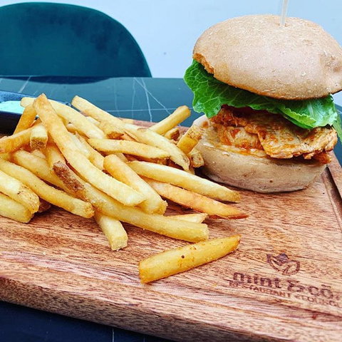 Fish Salt - Yamba Accommodation 0