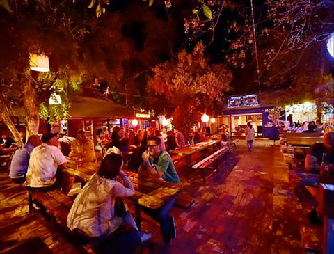 Montes Lounge - Yamba Accommodation 0