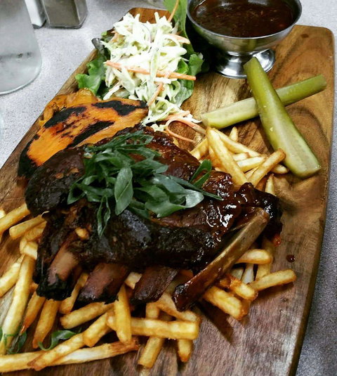 Federal Hotel Maryborough - Yamba Accommodation 0