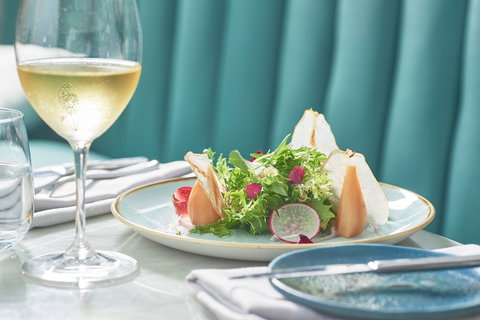 Q Dining - Yamba Accommodation 2