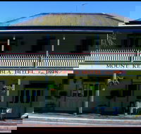 Mount Kembla Village Hotel - Yamba Accommodation