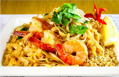 At Thai On Frank - Yamba Accommodation 0
