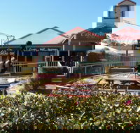 Mogo Pies - Yamba Accommodation