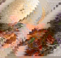 New Hong Kong Chinese - Yamba Accommodation