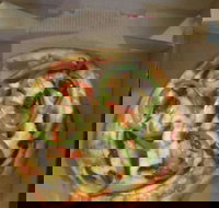 Cold Rock Ice Creamery - Lilydale - Yamba Accommodation