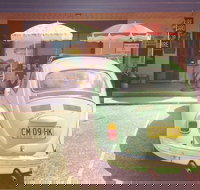 Single Fin Canteen and Goods - Yamba Accommodation