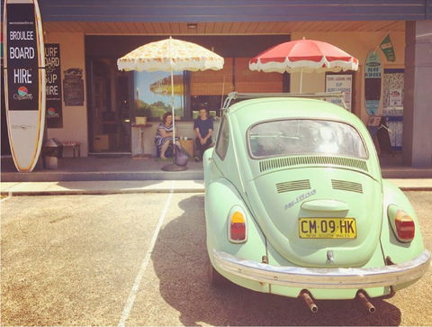 Single Fin Canteen And Goods - Yamba Accommodation 0
