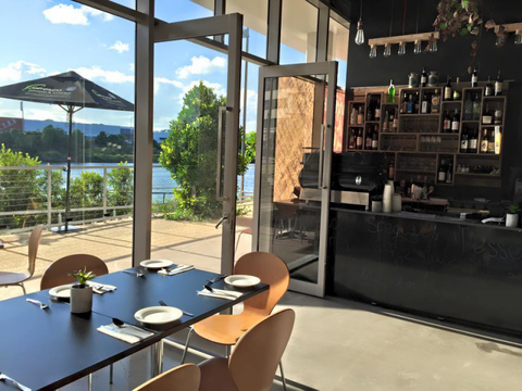 Alfresco Pizzeria & Wine Bar - Yamba Accommodation 3