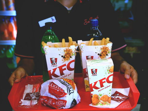 KFC - Melton - Yamba Accommodation 0