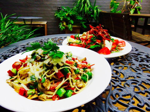 Lou Jacks - Yamba Accommodation 0