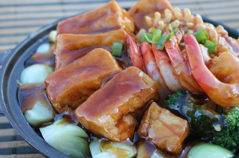 Taste Gallery - Sunnybank - Yamba Accommodation 0