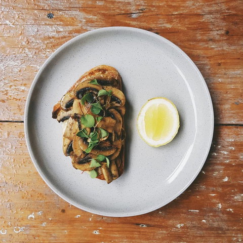 Burger Urge - Brisbane Airport - Yamba Accommodation 0