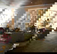 M Bar and Terrace - Mercure Sydney Parramatta - Yamba Accommodation
