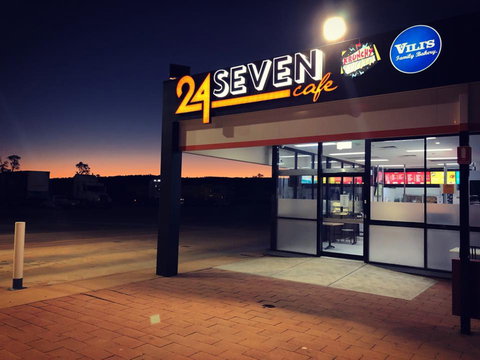 24 Seven Cafe - Yamba Accommodation 0