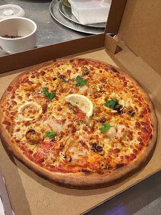 St Loui's Pizza & Pasta - Yamba Accommodation 0