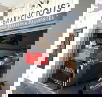 Bakelicious - Narraweena Cake Shop - Yamba Accommodation