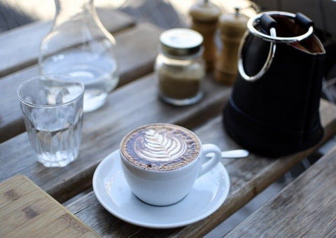 Billy’s Deck Eltham - Yamba Accommodation 0