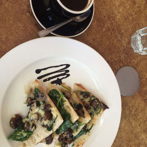 Coffee Drop Cafe Espresso Bar - Yamba Accommodation 0