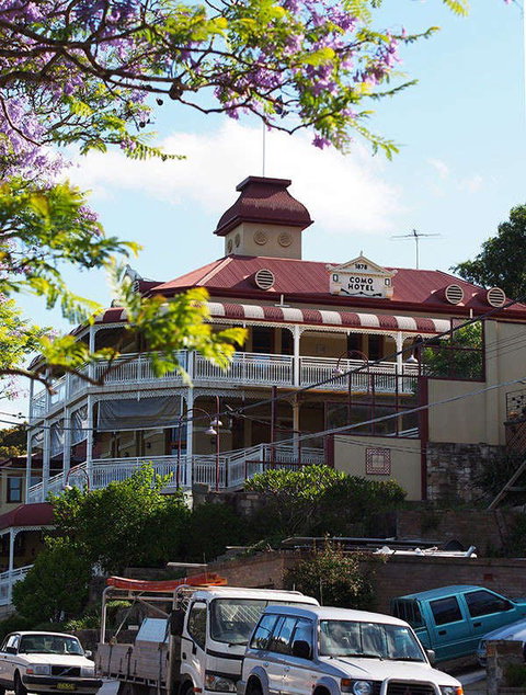 The Como Grill - Yamba Accommodation 0