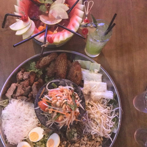 The Full Moon Bar & Restaurant - Yamba Accommodation 0