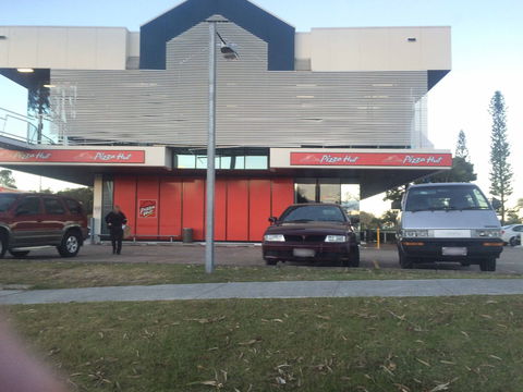 Pizza Hut - Runaway Bay - Yamba Accommodation 0