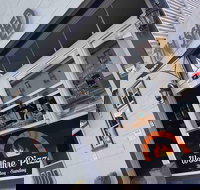 Salud  The Lithgow Tin Shed - Yamba Accommodation