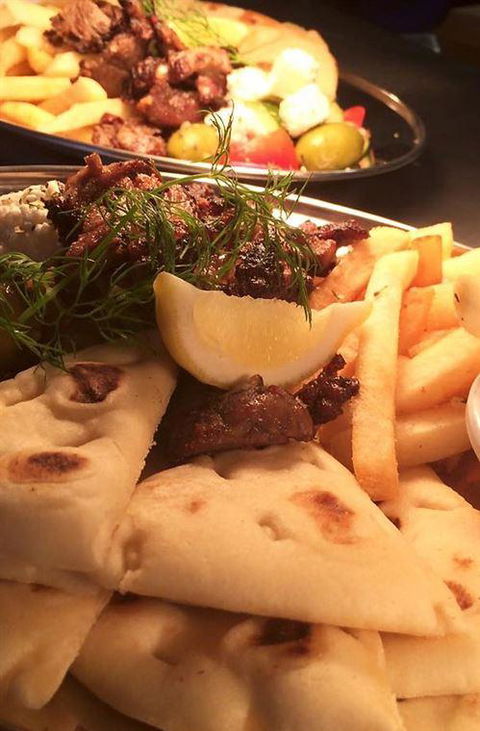 Xenia Grill - Yamba Accommodation 3