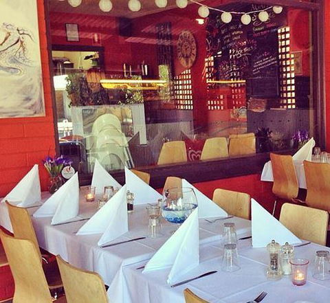 Agatha's Licensed Cafe - Yamba Accommodation 14