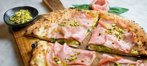 Assembly Bar - Yamba Accommodation 3