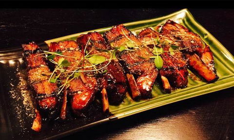 Fu Manchu Oriental Kitchen - Yamba Accommodation 7