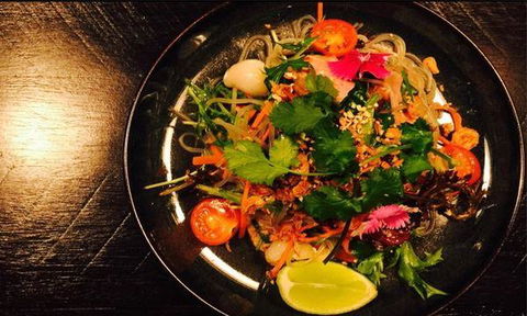 Fu Manchu Oriental Kitchen - Yamba Accommodation 8