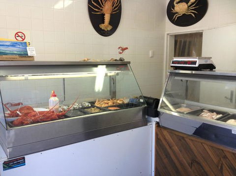 Tasmanian Coastal Seafoods - Yamba Accommodation 0