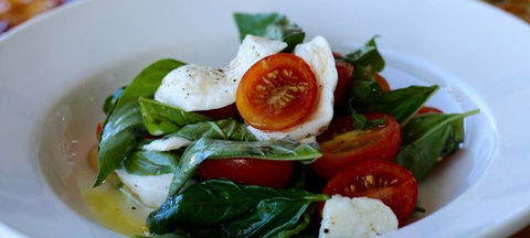 Arlo's Pizzeria - Yamba Accommodation 2