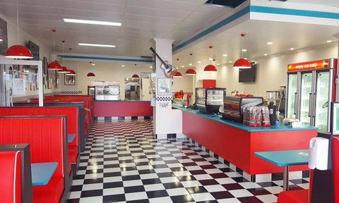 RJ's Rock N Roll Diner - Yamba Accommodation 8