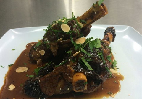 Famished Homestyle Food Bar - Yamba Accommodation 7