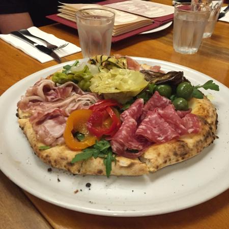 Alessandro’s Pizzeria Antipasto Bar - Yamba Accommodation 0