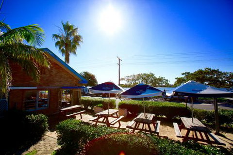 Tea Gardens Hotel–Motel - Yamba Accommodation 1