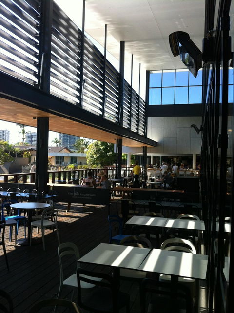 Edgewater Dining & Lounge - Yamba Accommodation 3