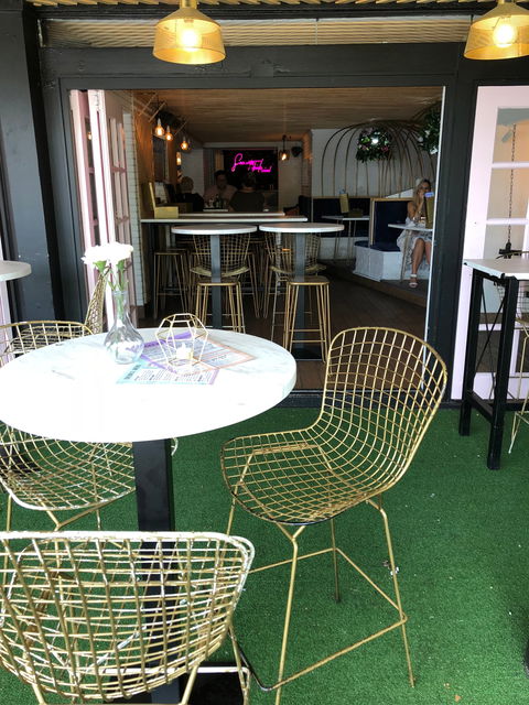 Ravens Lounge Bar - Yamba Accommodation 1