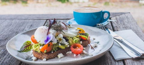 Armchair Collective - Yamba Accommodation 3